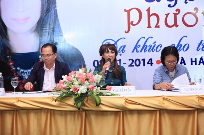 Lê Uyên mời Quang Dũng, Năm Dòng Kẻ tham gia liveshow